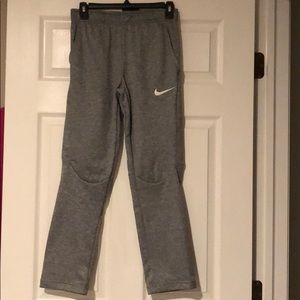 Nike slim flit sweatpants
